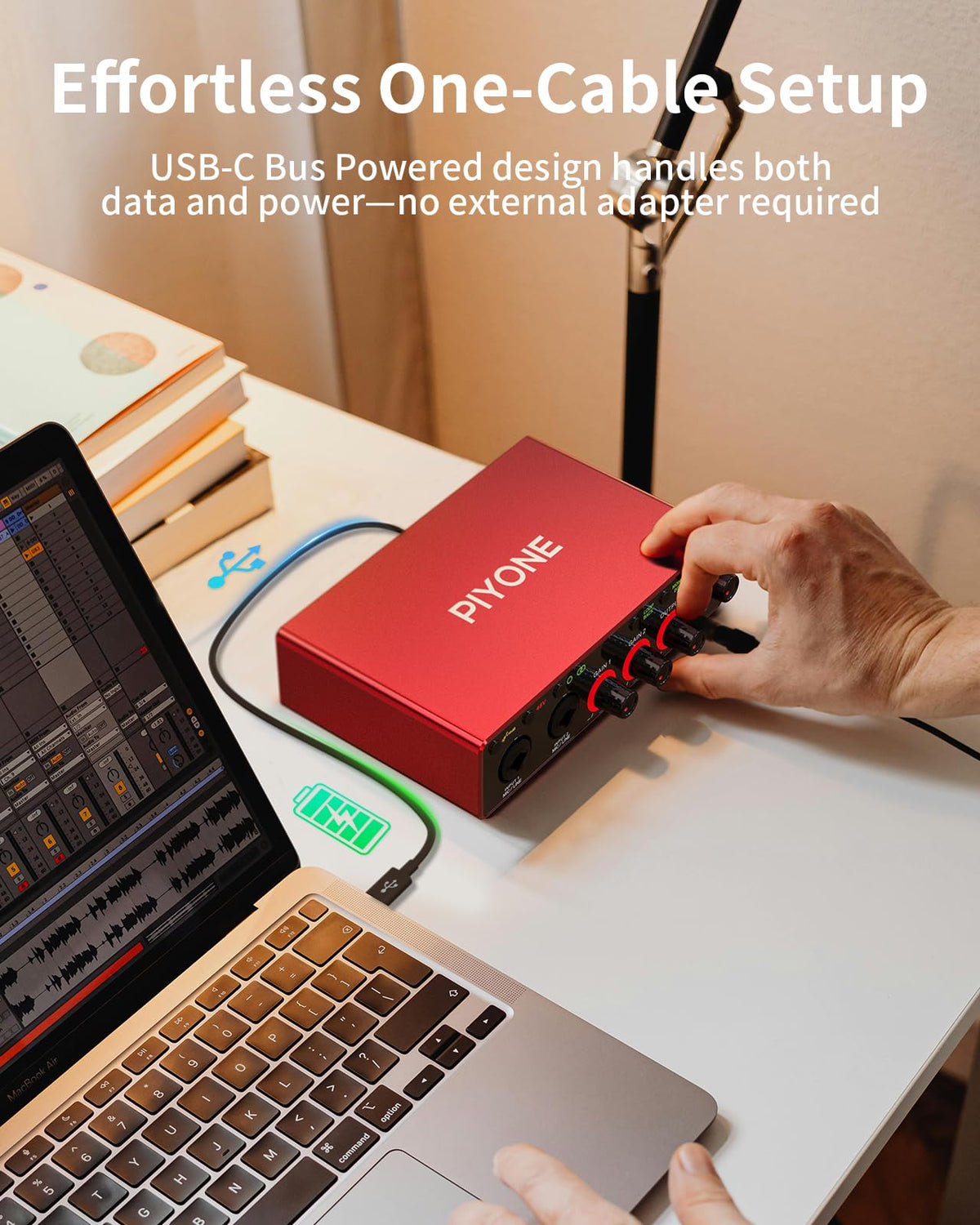 2X2 24-bit/192kHz Audio Interface with XLR/TRS Combo Input R780362