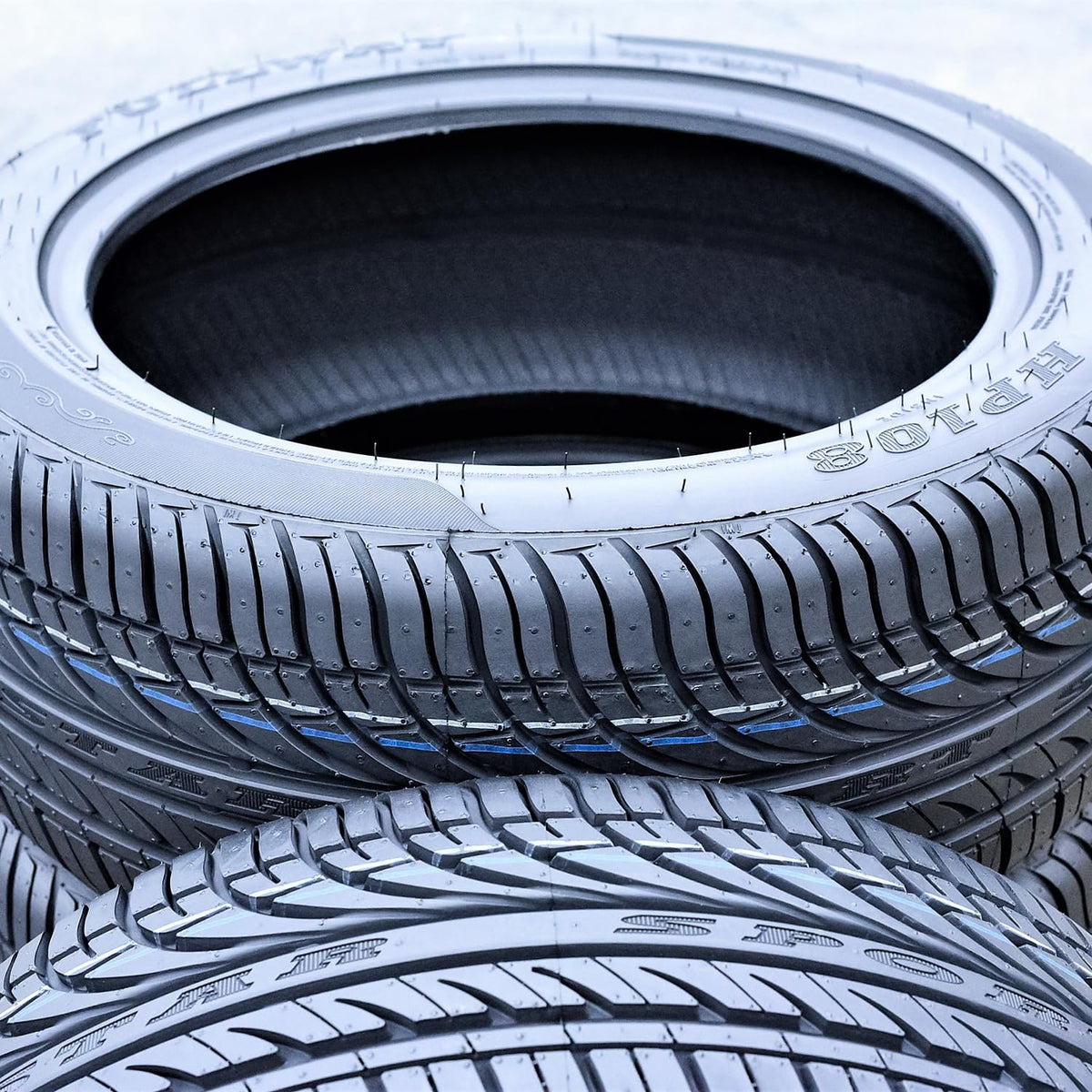 2 x Fullway HP108 235/50ZR18 101W All Season XL 18 inch Tires Y821995